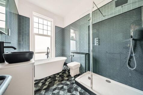 First Floor Bathroom