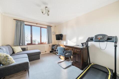 Office/Bedroom 4
