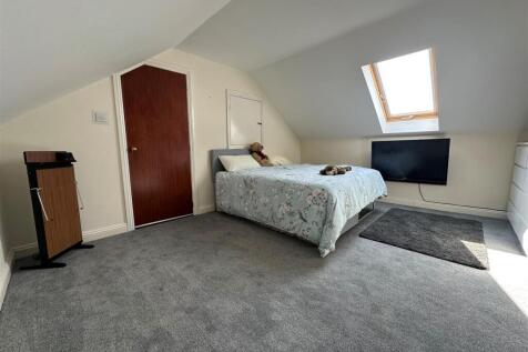 Bedroom 5/Loft Room