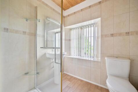Family Shower Room