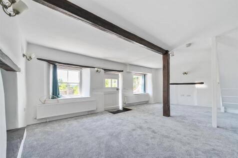 LIVING ROOM 2.jpg
