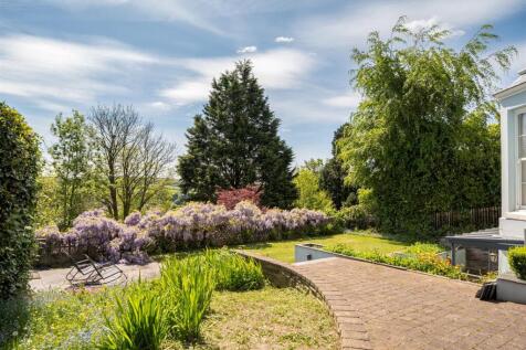 Front Gardens