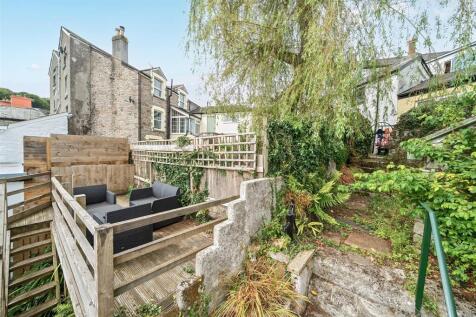 Rear Courtyard
