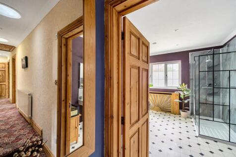 Landing into Bathroom