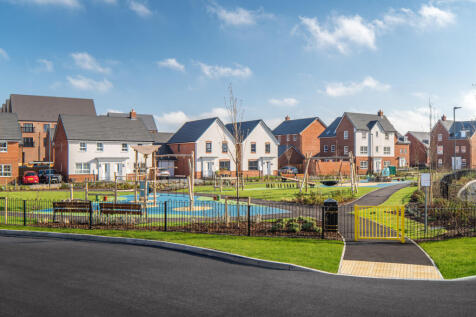 Canal Quarter &#64; Kingsbrook - Street Scene