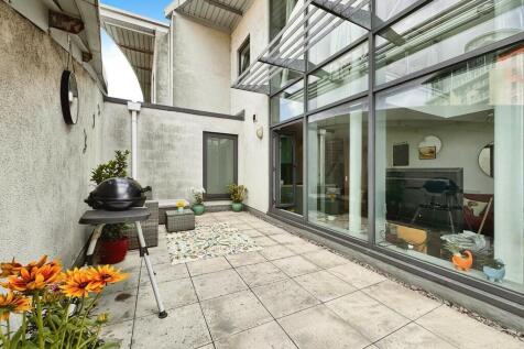 Property Image 8