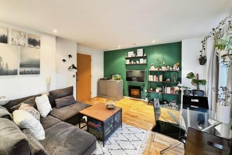 Property Image 4