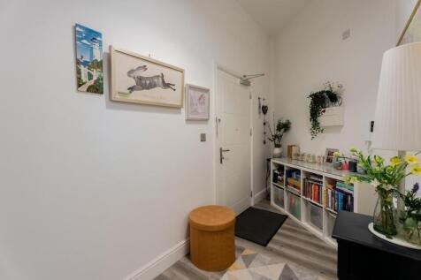 42 Bourne Hall-3.jpg