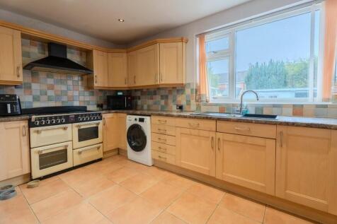 Bridgnorth Road-16.jpg