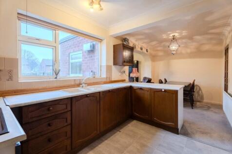 Kipling Avenue-11.jpg