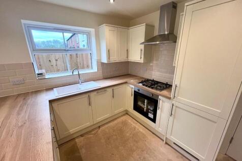 KITCHEN 1.jpg