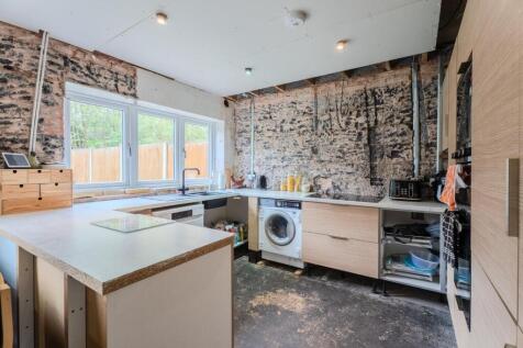 Wombourne Close-7.jpg