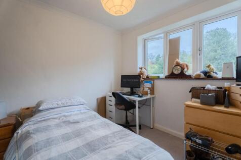 Wombourne Close-5.jpg