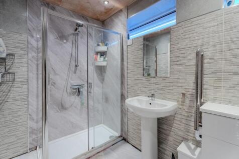 Wombourne Close-3.jpg