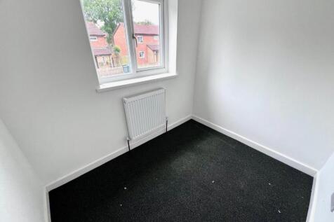 BEDROOM 3.jpg