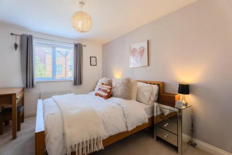 Alderney Close-2.jpg