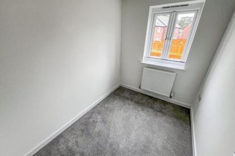 BEDROOM 3.jpg