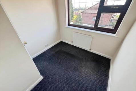 BEDROOM 3.jpg
