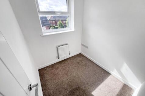 OFFICE/STORAGE.jpg