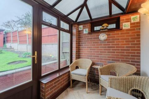 Lawnswood Road-17.jpg