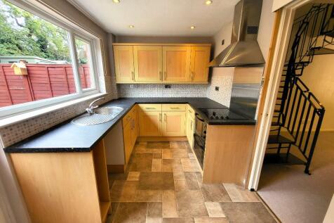 Kitchen (2)