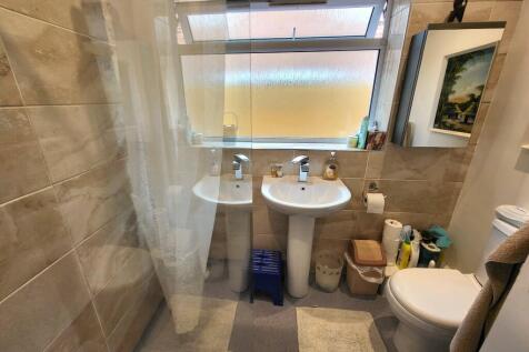 Modern &#39;Wet Room&#39;
