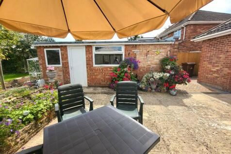 Terrace to Garage 