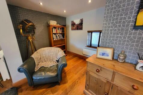 Sitting Room (4) 