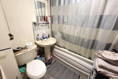 Bathroom Suite 