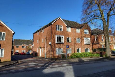 Stow Court 