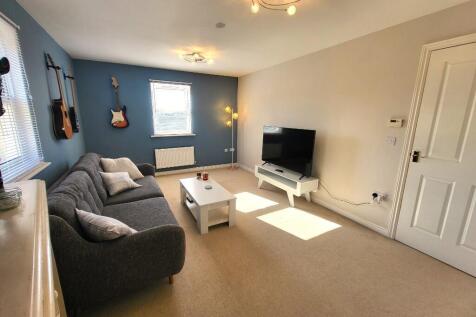 Living Room (2) 