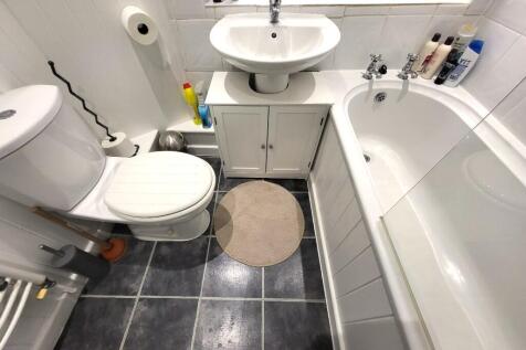 Modern Bathroom 