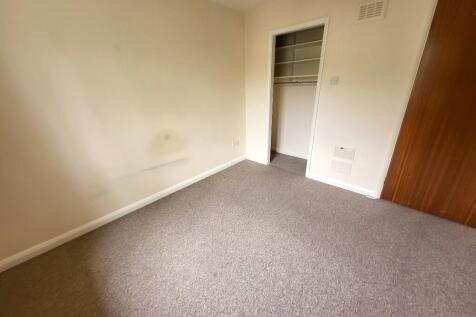Bedroom (2) 