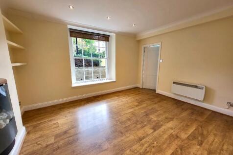14&#39; Living Room 