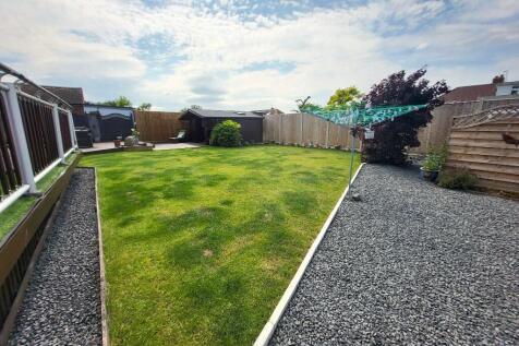 Rear Garden (2) 