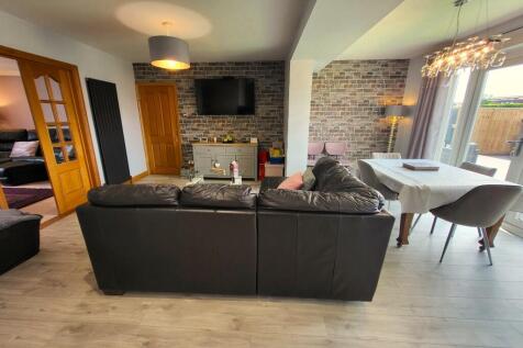 Family Area (3) 
