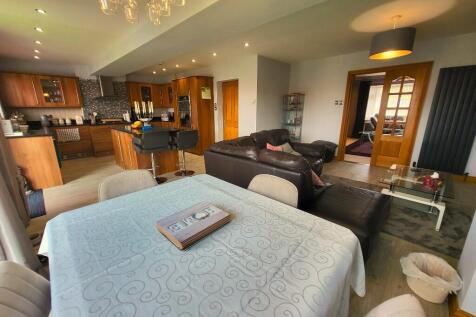 Complete Room 