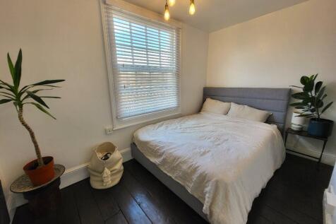 11&#39; Double Bedroom 