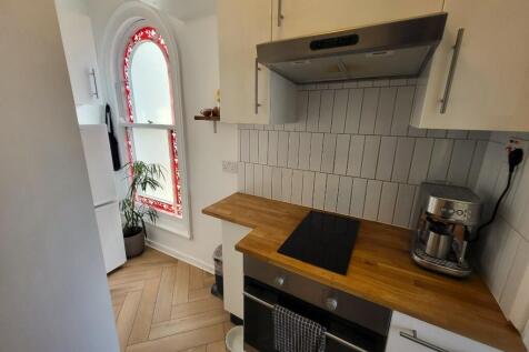 Kitchen (2)