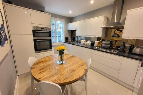 13&#39; Kitchen &amp; Dining