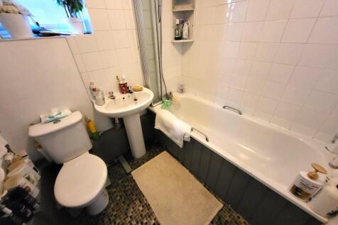 Bathroom &#43; Shower