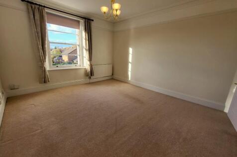 Large 15&#39; Reception 