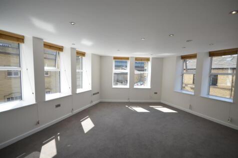 Lounge/Kitchen