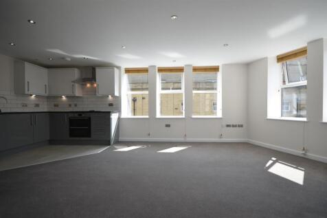 Lounge/Kitchen