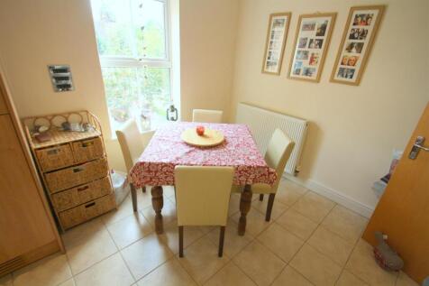 Dining area.JPG