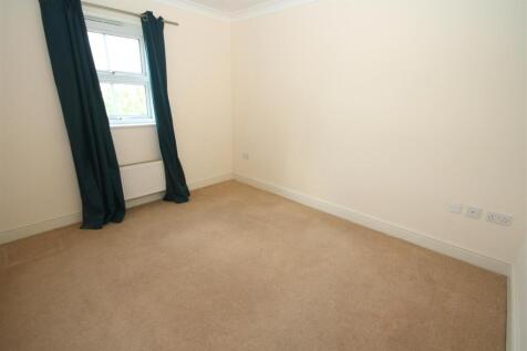 Bedroom 2.JPG