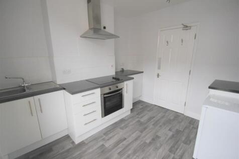 Kitchen (2) (3).JPG