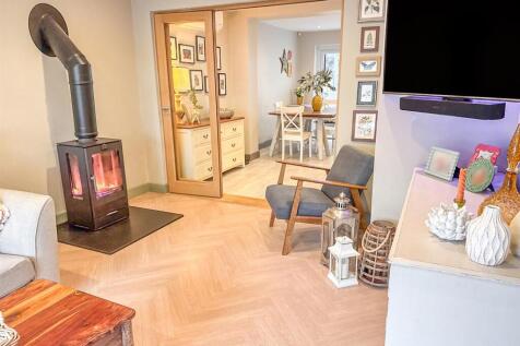 Screenshot 2025-11-06 at 17.04.59.jpg