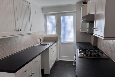 WhatsApp Image 2025-11-24 at 16.13.28 (2).jpeg