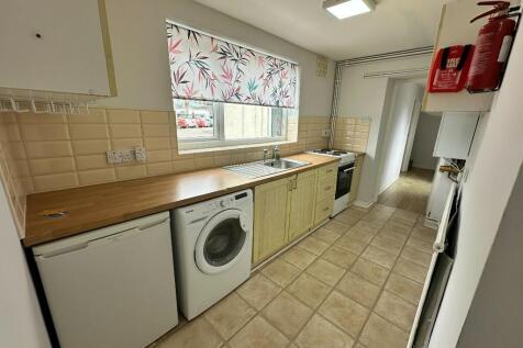 KITCHE N